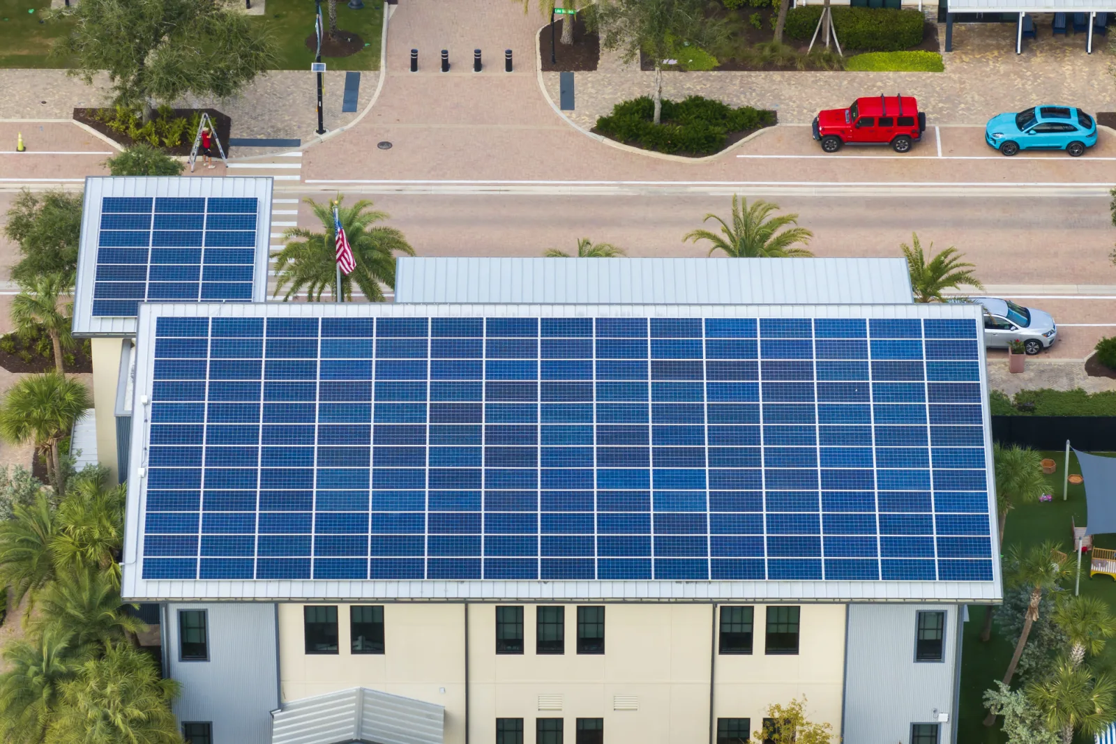 Кровна соларна централа од 40 kWp на производствен погон во Прилеп